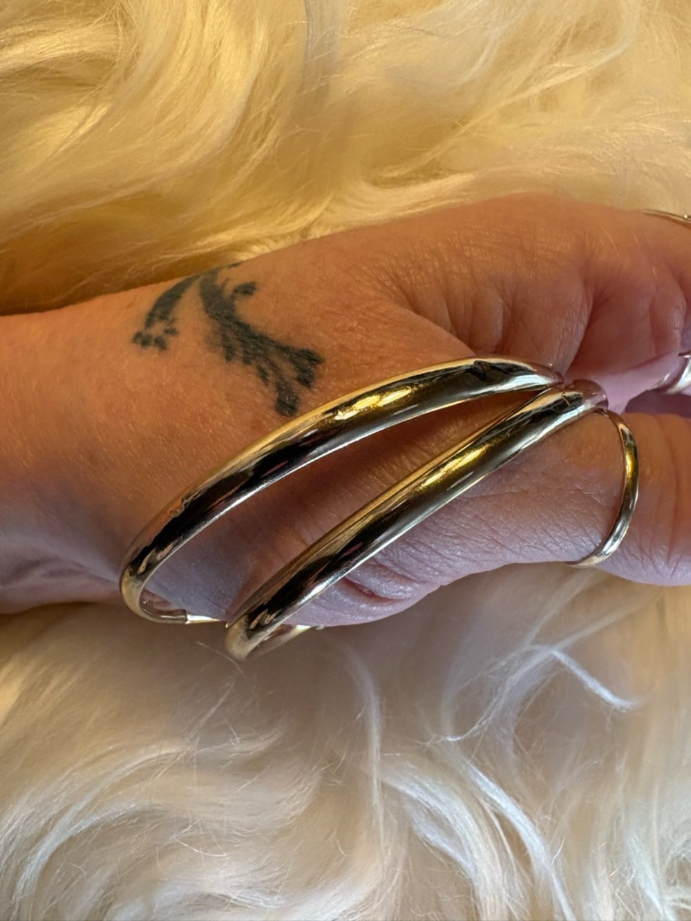 Solid 10k Yellow Gold Hinged Bangle Bracelets (2) 8.20 Grams 4.6 mm Approx. 8”